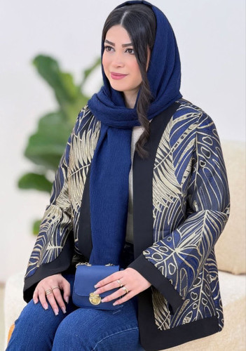 مانتو مجلسی ژاکارد طرحدار زمینه آبی سرمه ای