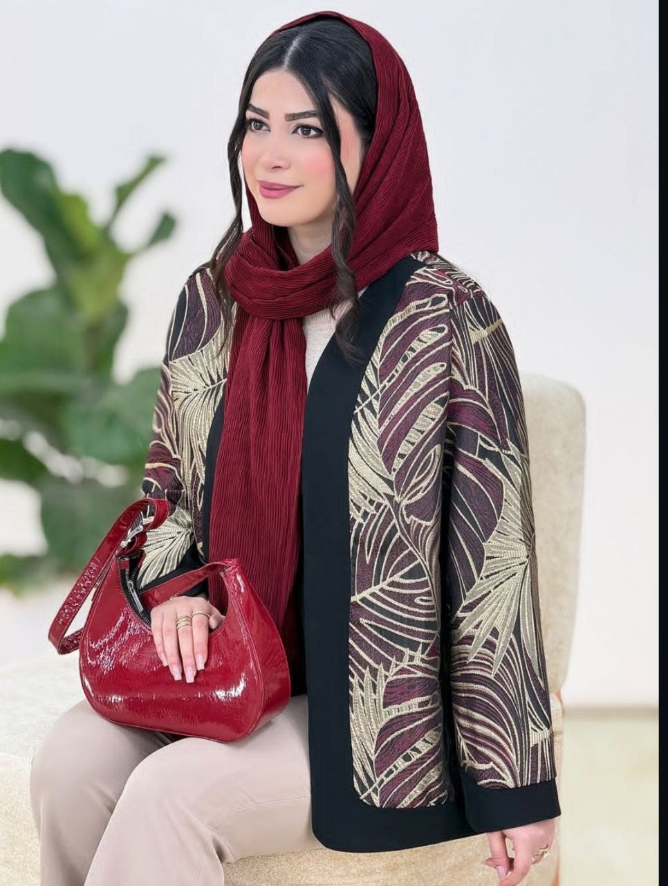 مانتو مجلسی ژاکارد طرحدار زمینه زرشکی